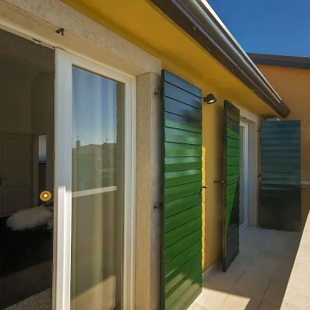 Modern Villa In Nova Vas With Swimming Pool Brtonigla