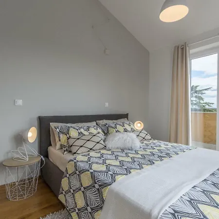 Modern Villa In Nova Vas With Swimming Pool *