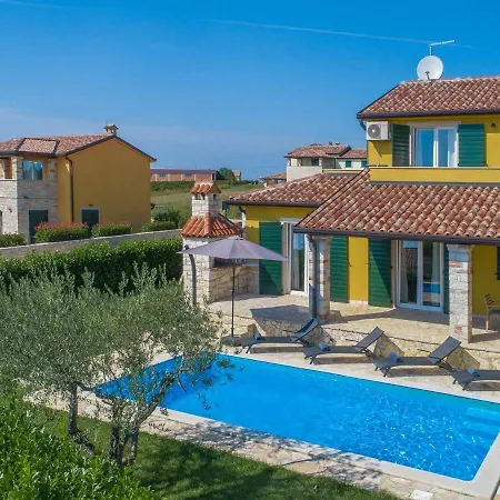 Modern Villa In Nova Vas With Swimming Pool Villa *