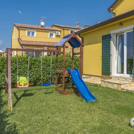 Villa Modern Villa In Nova Vas With Swimming Pool